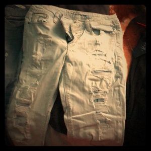 I am selling these pants